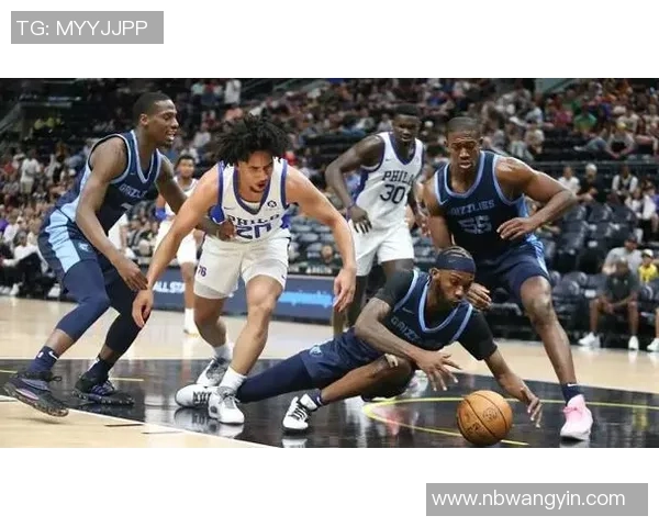 76人对阵灰熊激战在即球迷期待精彩对决与精彩表现